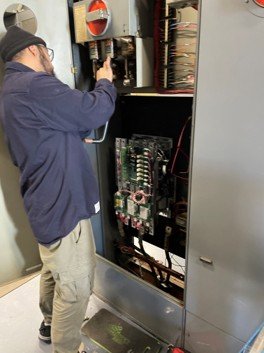 Field Service - industrial electronics and VFD service photo