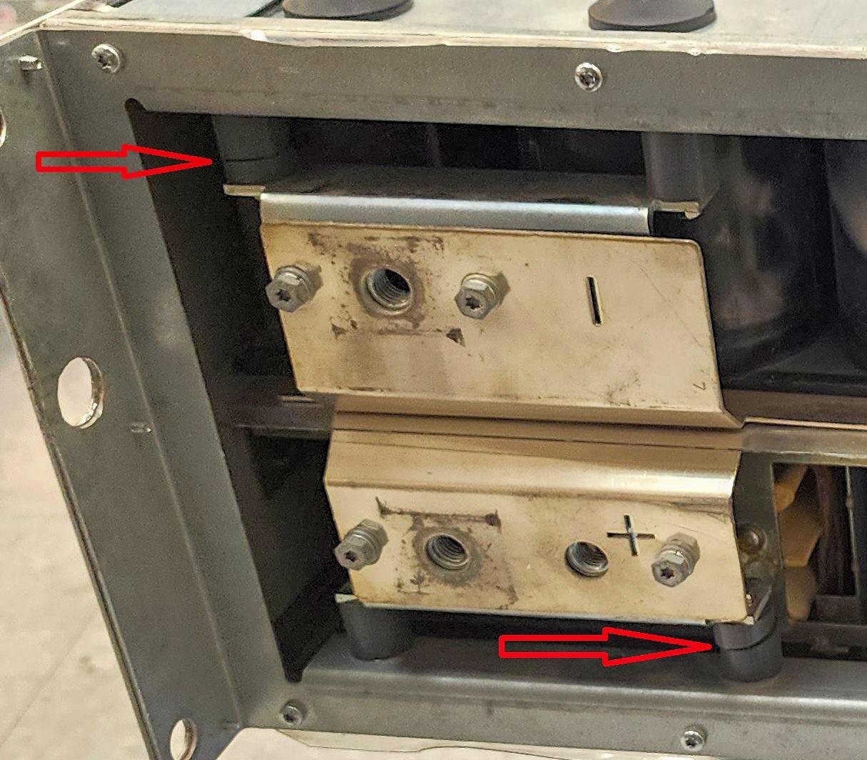 Damaged power insulators in mining inverter assembly